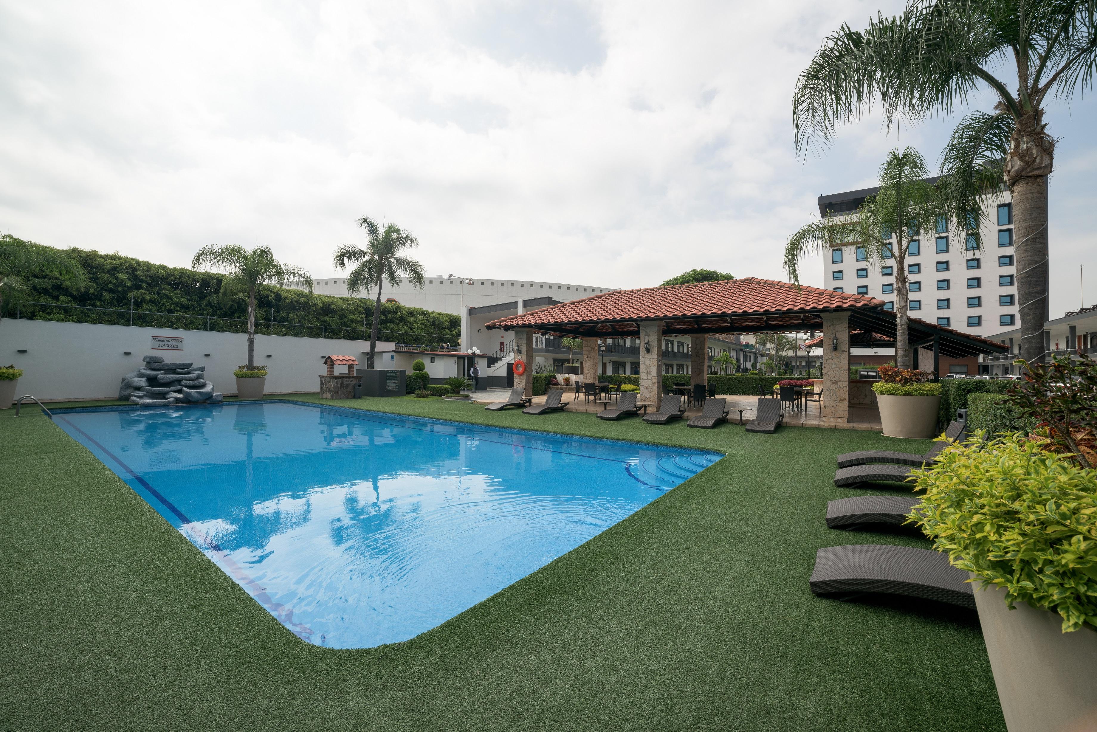 Hotel Malibu Zapopan Bagian luar foto