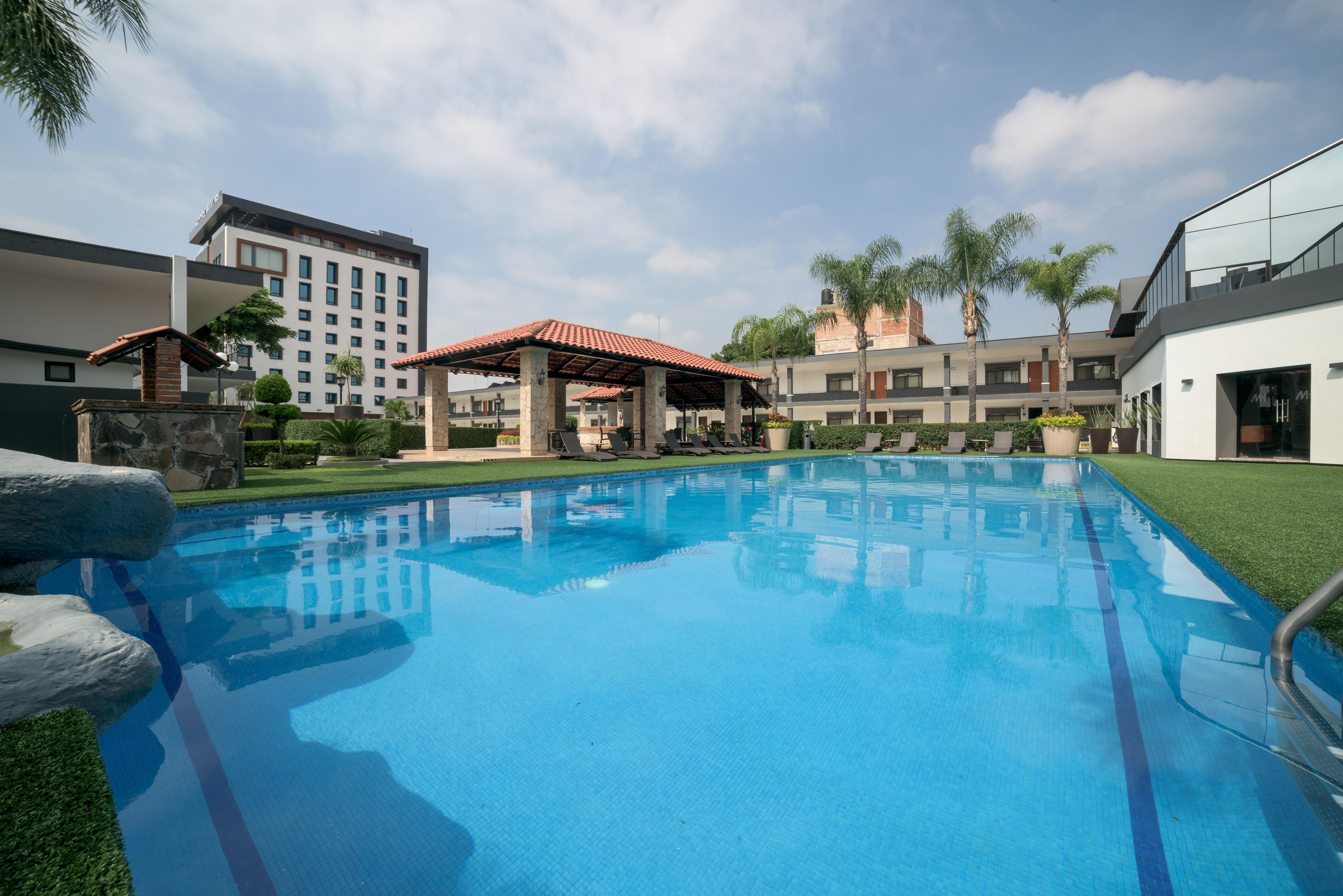 Hotel Malibu Zapopan Bagian luar foto
