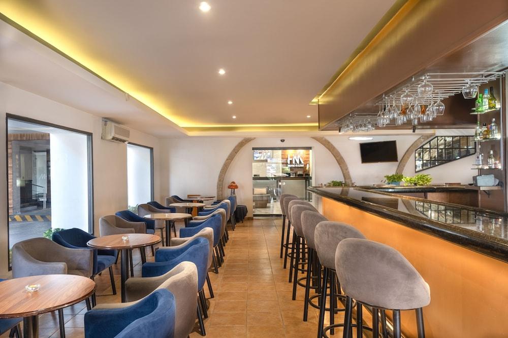 Hotel Malibu Zapopan Bagian luar foto